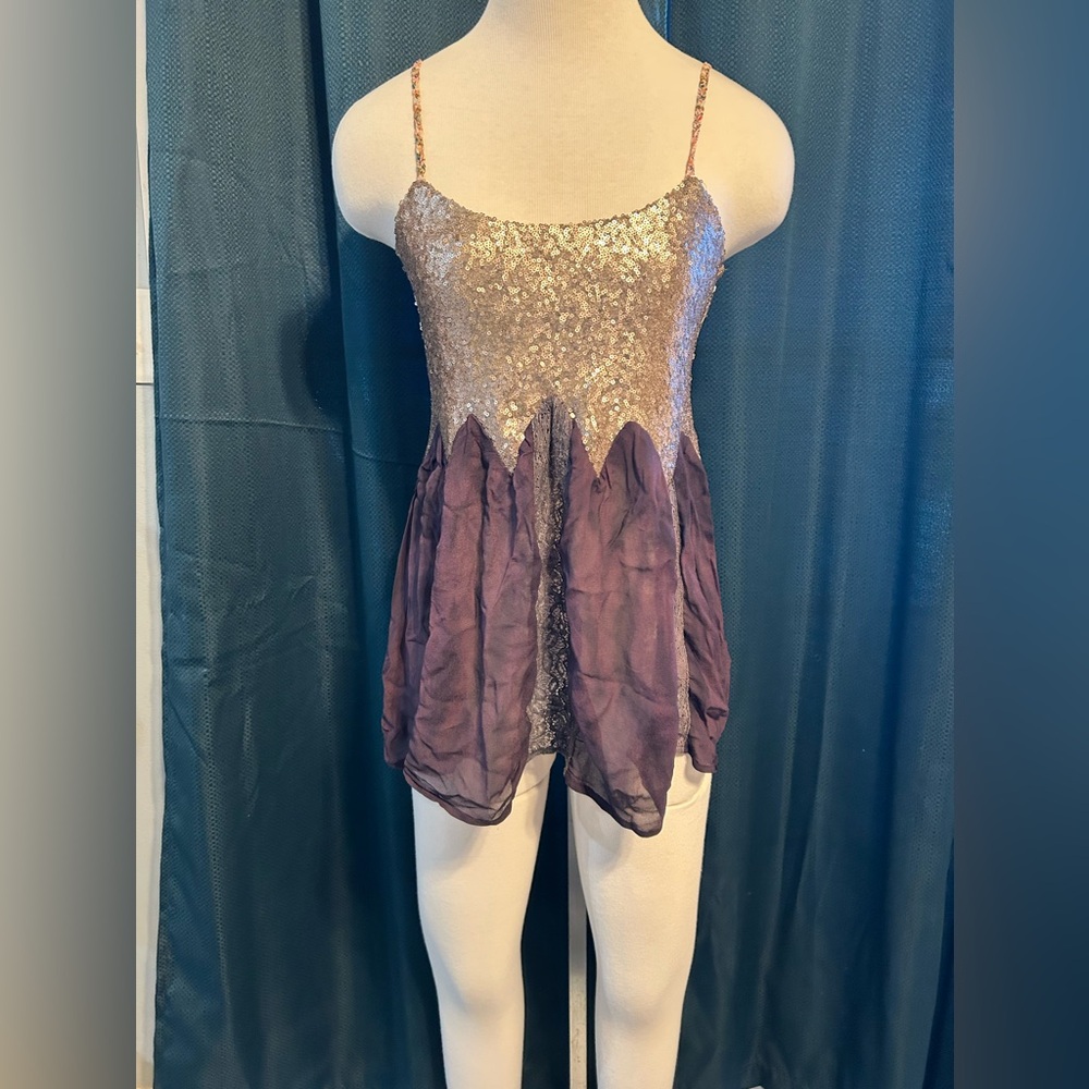 Gimmicks By BKE Women's Sleeveless Brown And Gold Sequin Blouse Size XS [k-4]